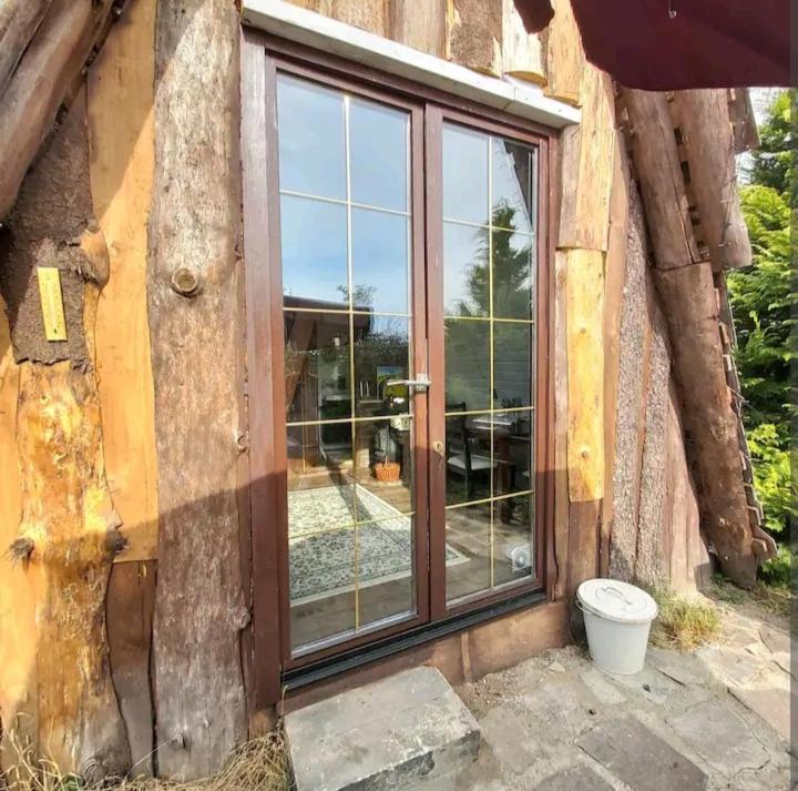 Tiny House In The City Prague Exterior photo
